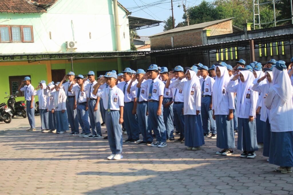 Kegiatan Senin Pagi - Upacara